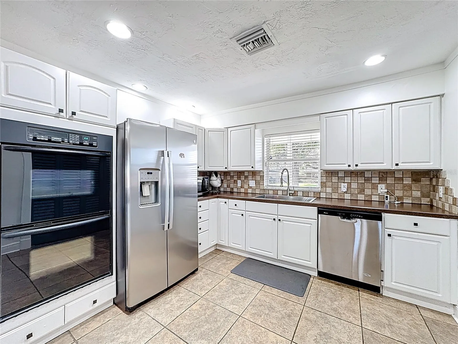 3601 Neptune Drive Orlando FL 32804