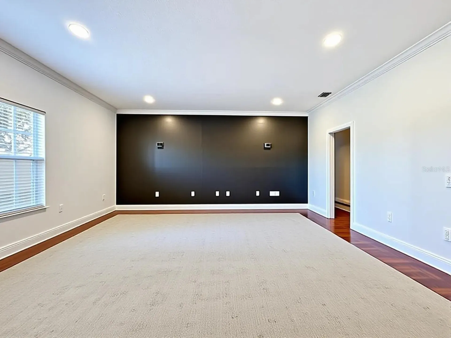 3601 Neptune Drive Orlando FL 32804