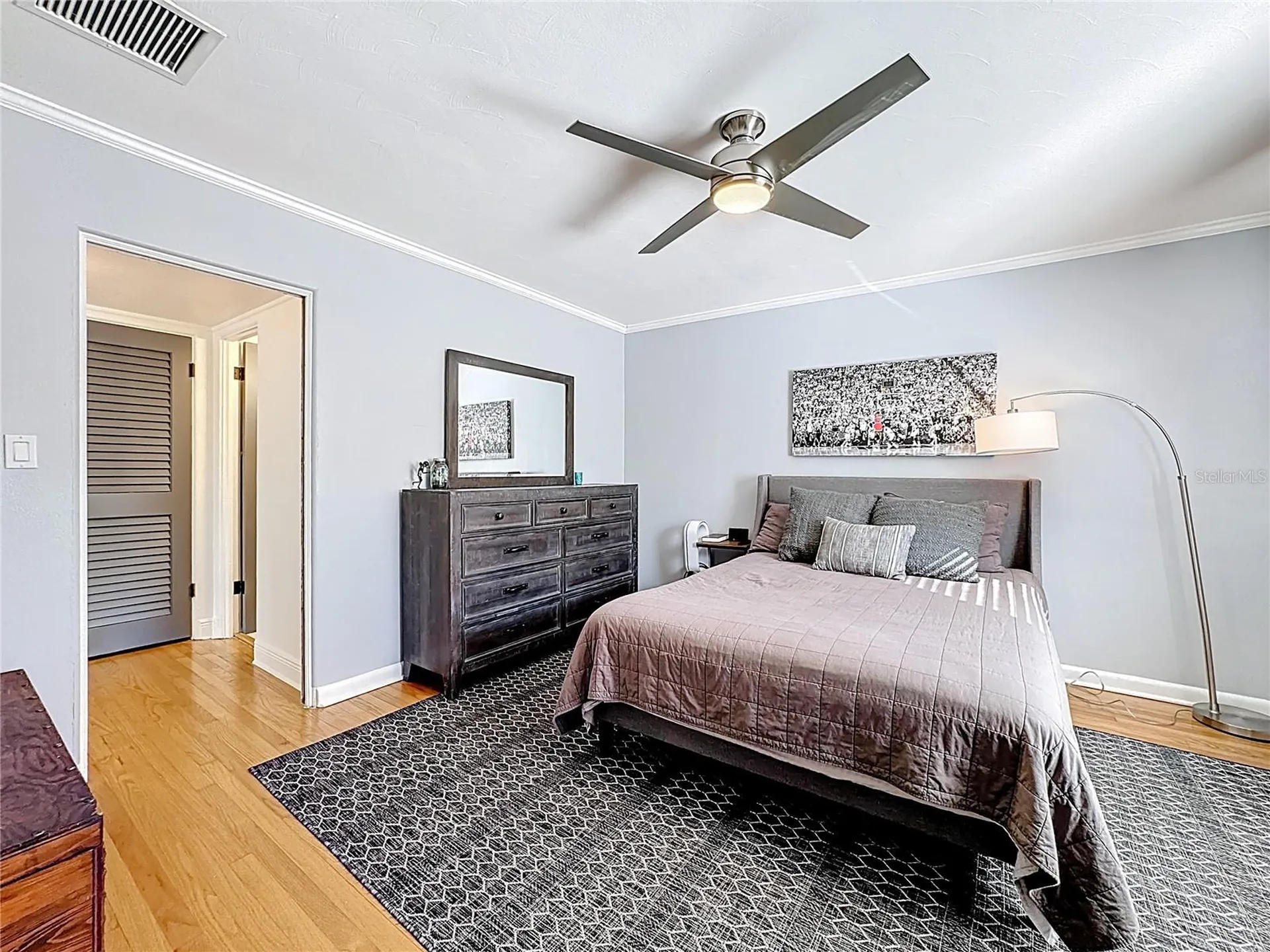 3601 Neptune Drive Orlando FL 32804