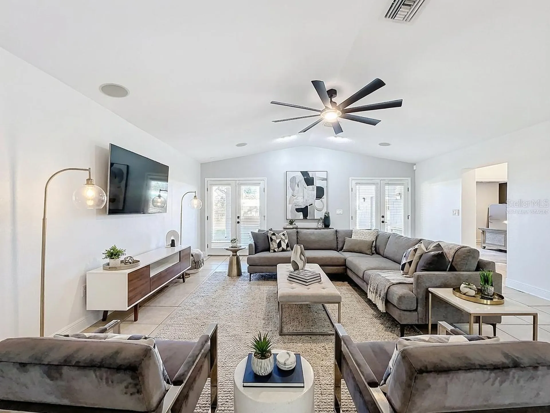3601 Neptune Drive Orlando FL 32804