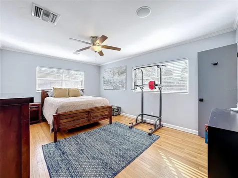 3601 Neptune Drive Orlando FL 32804