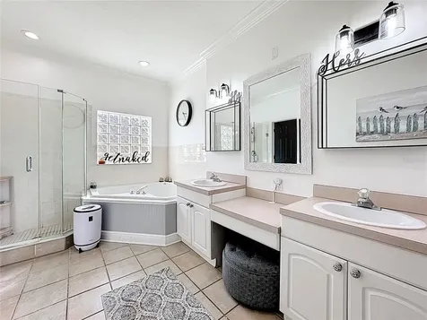 3601 Neptune Drive Orlando FL 32804