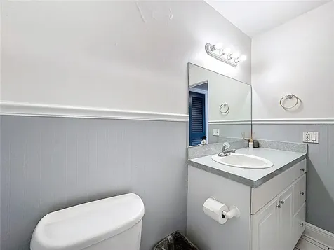 3601 Neptune Drive Orlando FL 32804