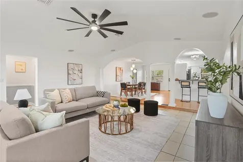 3601 Neptune Drive Orlando FL 32804