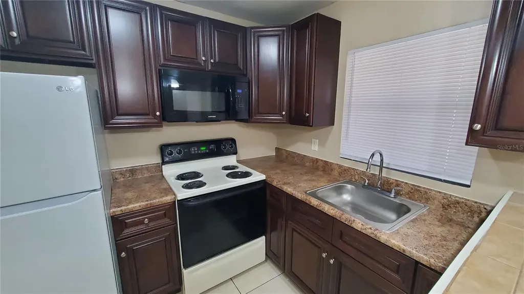 953 6th Street SE Winter Haven FL 33880