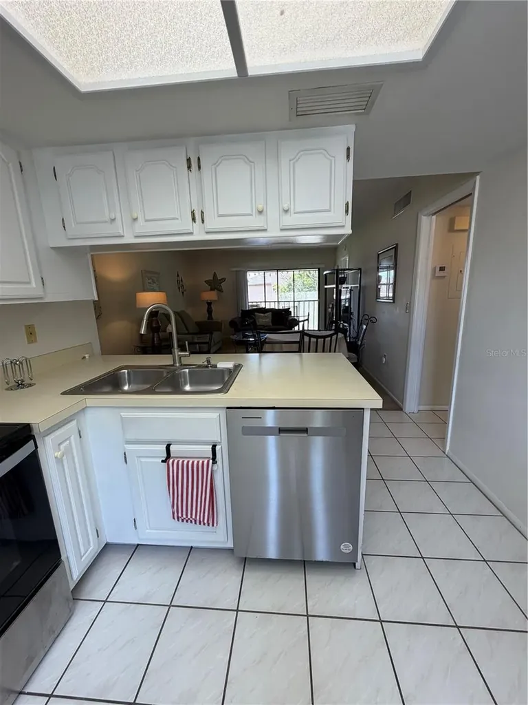 204 Windward Place Oldsmar FL 34677
