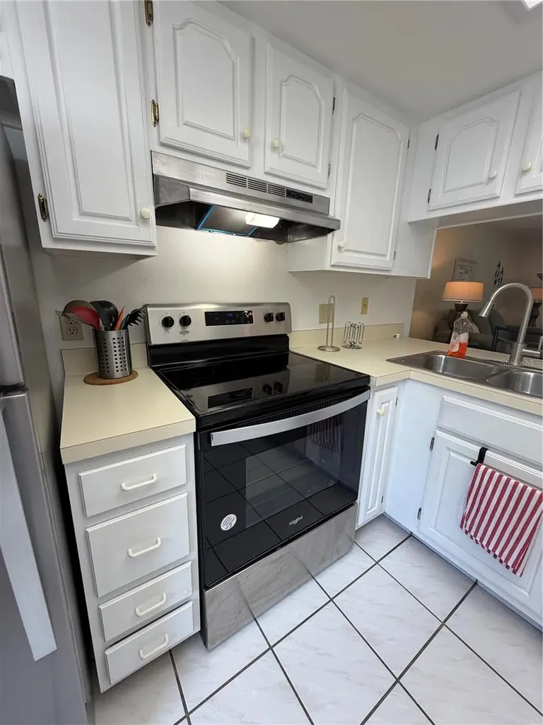 204 Windward Place Oldsmar FL 34677
