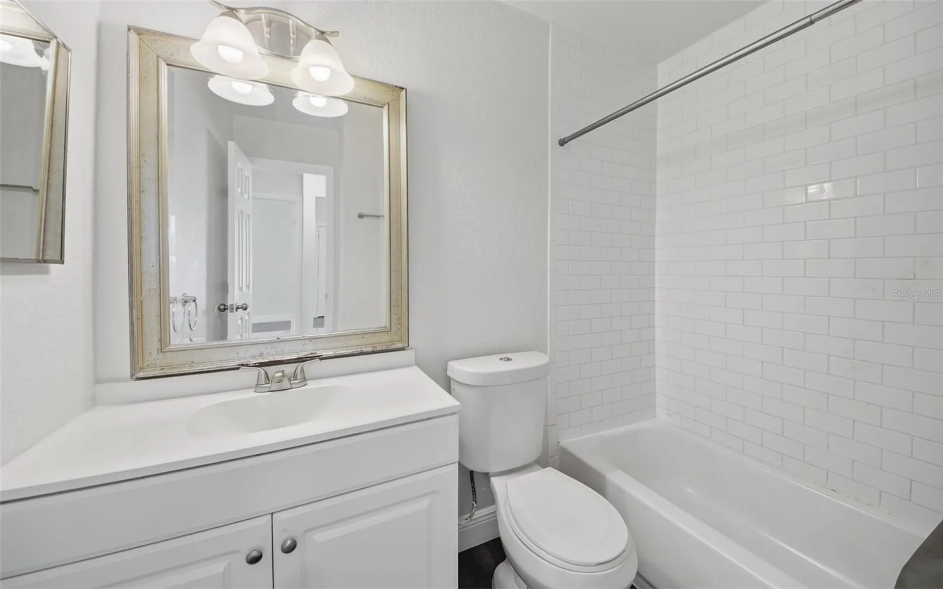 2132 Avon Boulevard Kissimmee FL 34741
