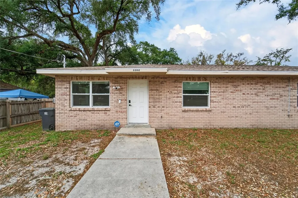 5502 Peach Avenue Seffner FL 33584