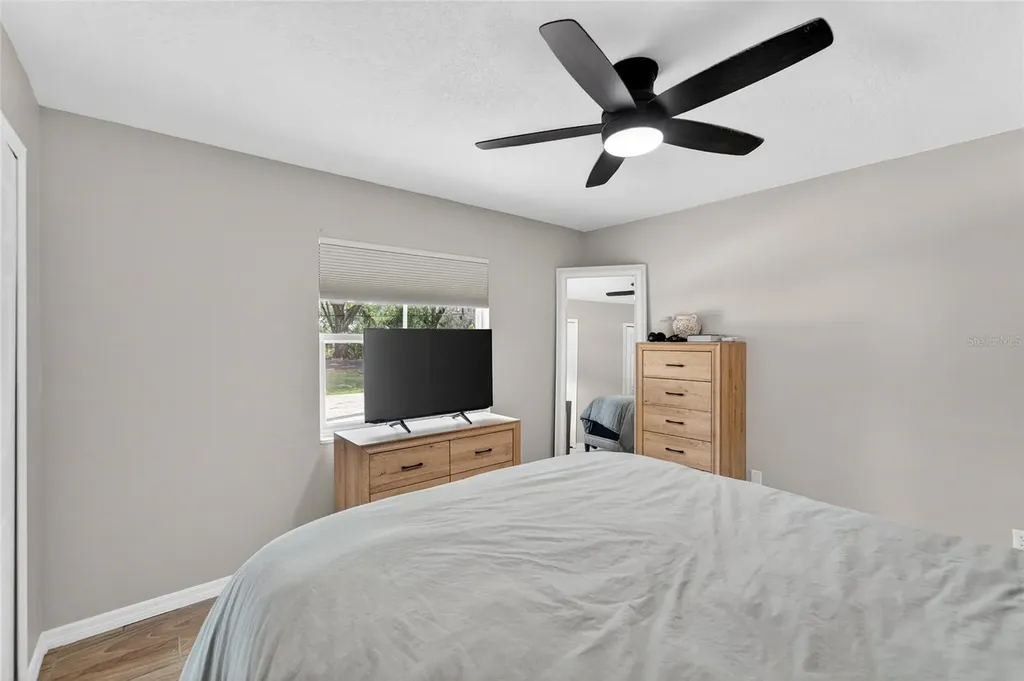 5502 Peach Avenue Seffner FL 33584