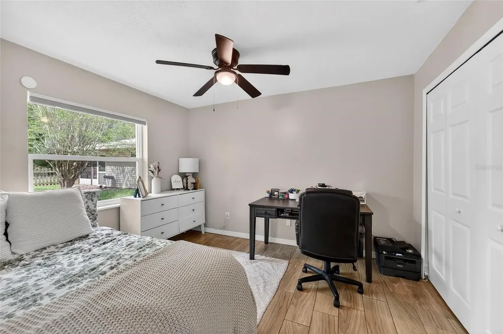 5502 Peach Avenue Seffner FL 33584