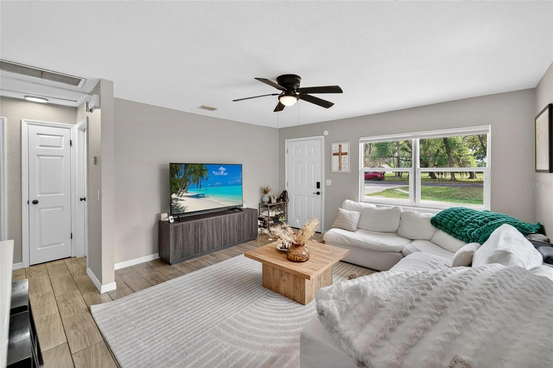 5502 Peach Avenue Seffner FL 33584
