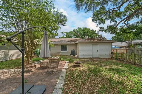 5502 Peach Avenue Seffner FL 33584