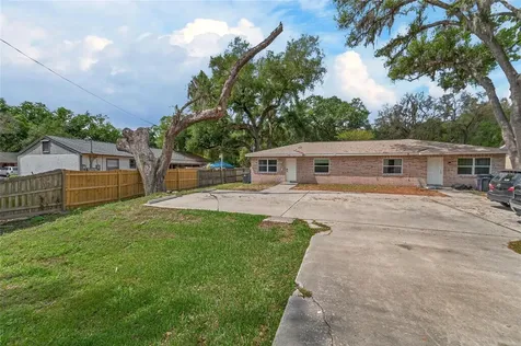 5502 Peach Avenue Seffner FL 33584