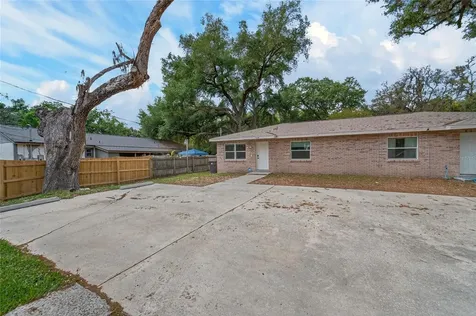 5502 Peach Avenue Seffner FL 33584