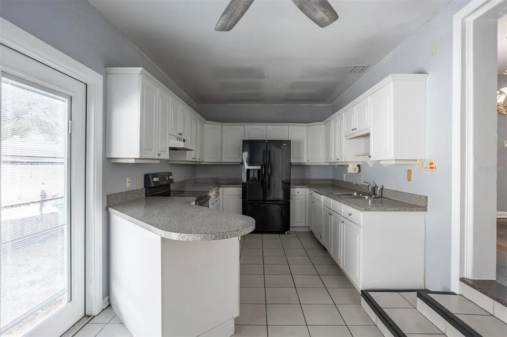 3306 W Fielder Street Tampa FL 33611
