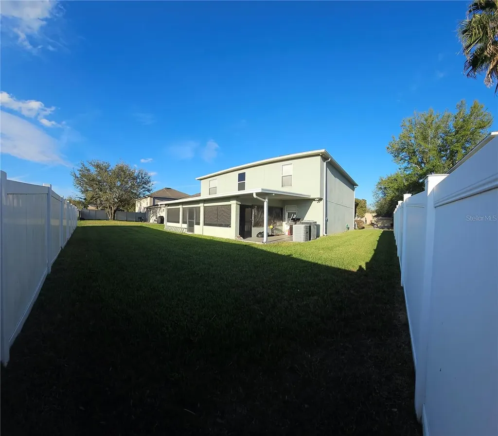551 Stonewall Avenue Haines City FL 33844