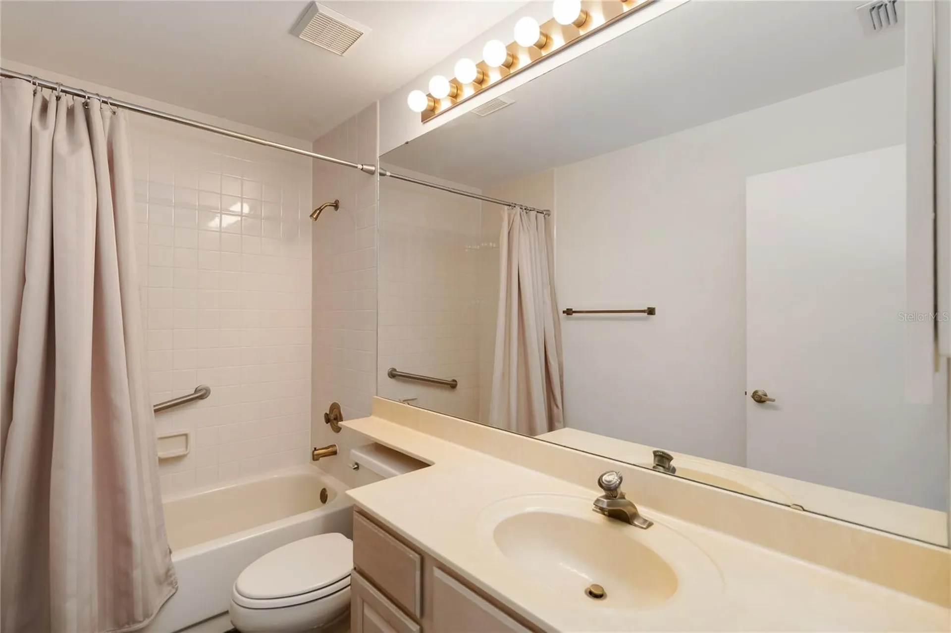 11530 Pumpkin Seed Court Orlando FL 32821