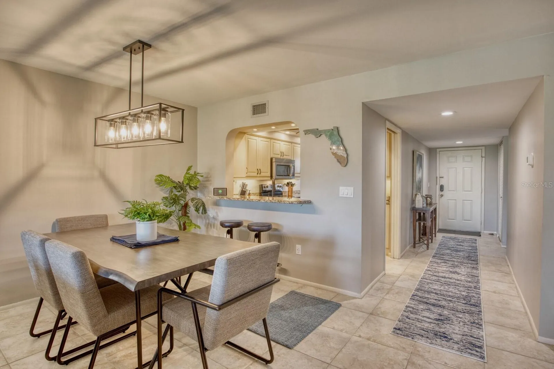 5640 Golf Pointe Drive Sarasota FL 34243