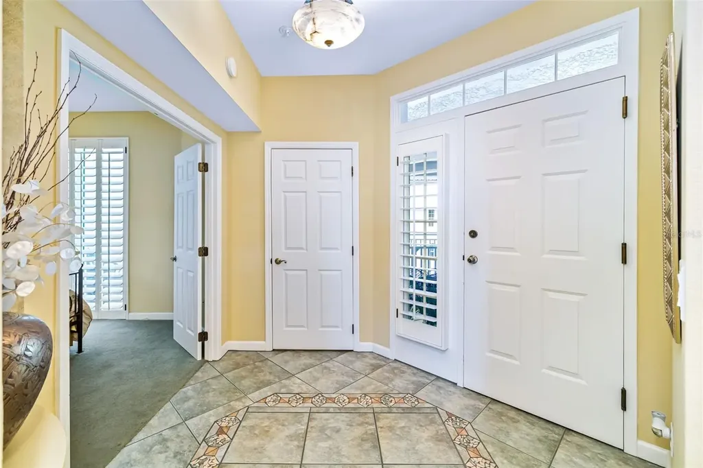 1280 Dolphin Bay Way Sarasota FL 34242