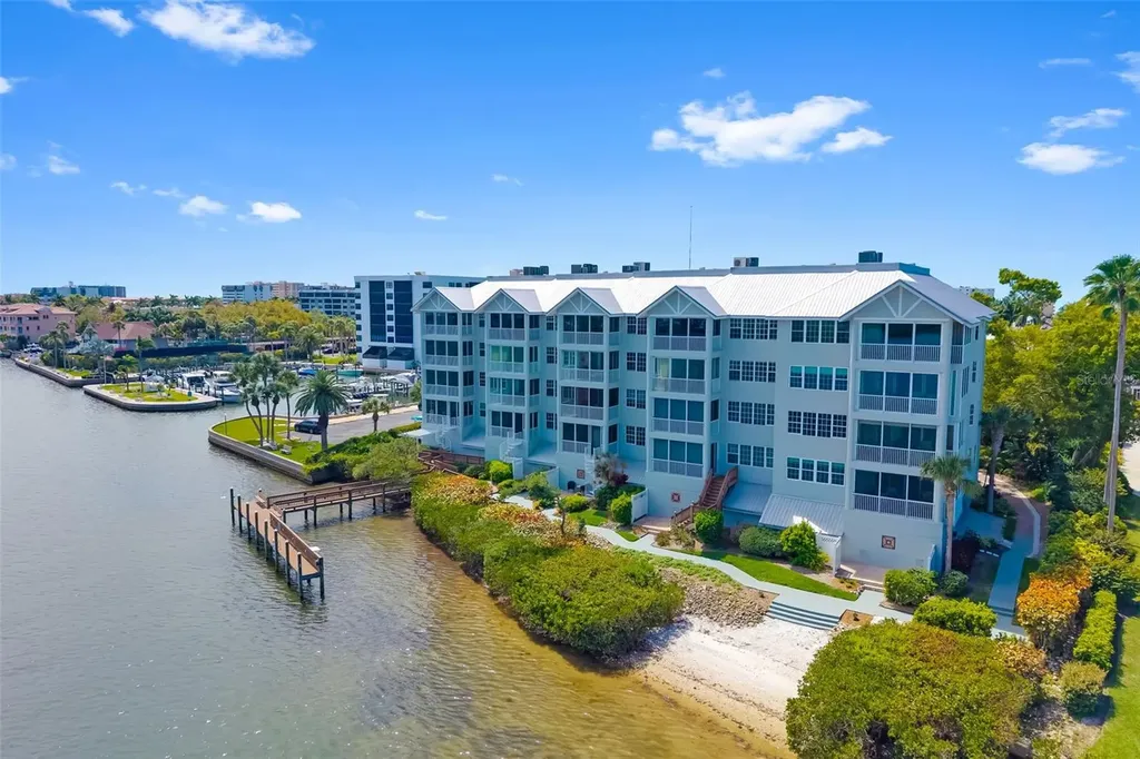 1280 Dolphin Bay Way Sarasota FL 34242