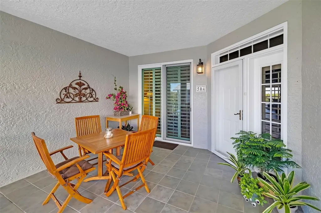 1280 Dolphin Bay Way Sarasota FL 34242