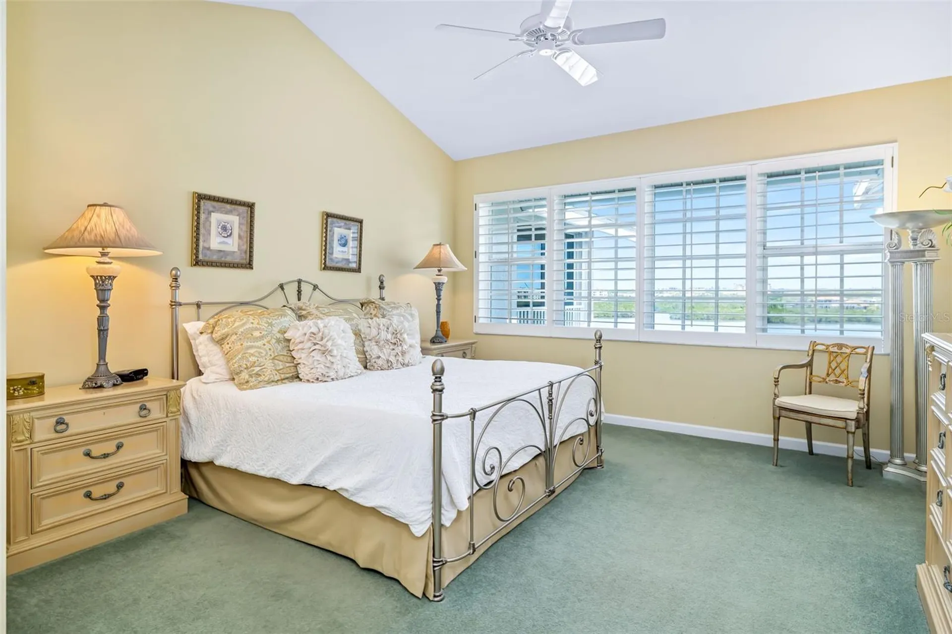 1280 Dolphin Bay Way Sarasota FL 34242
