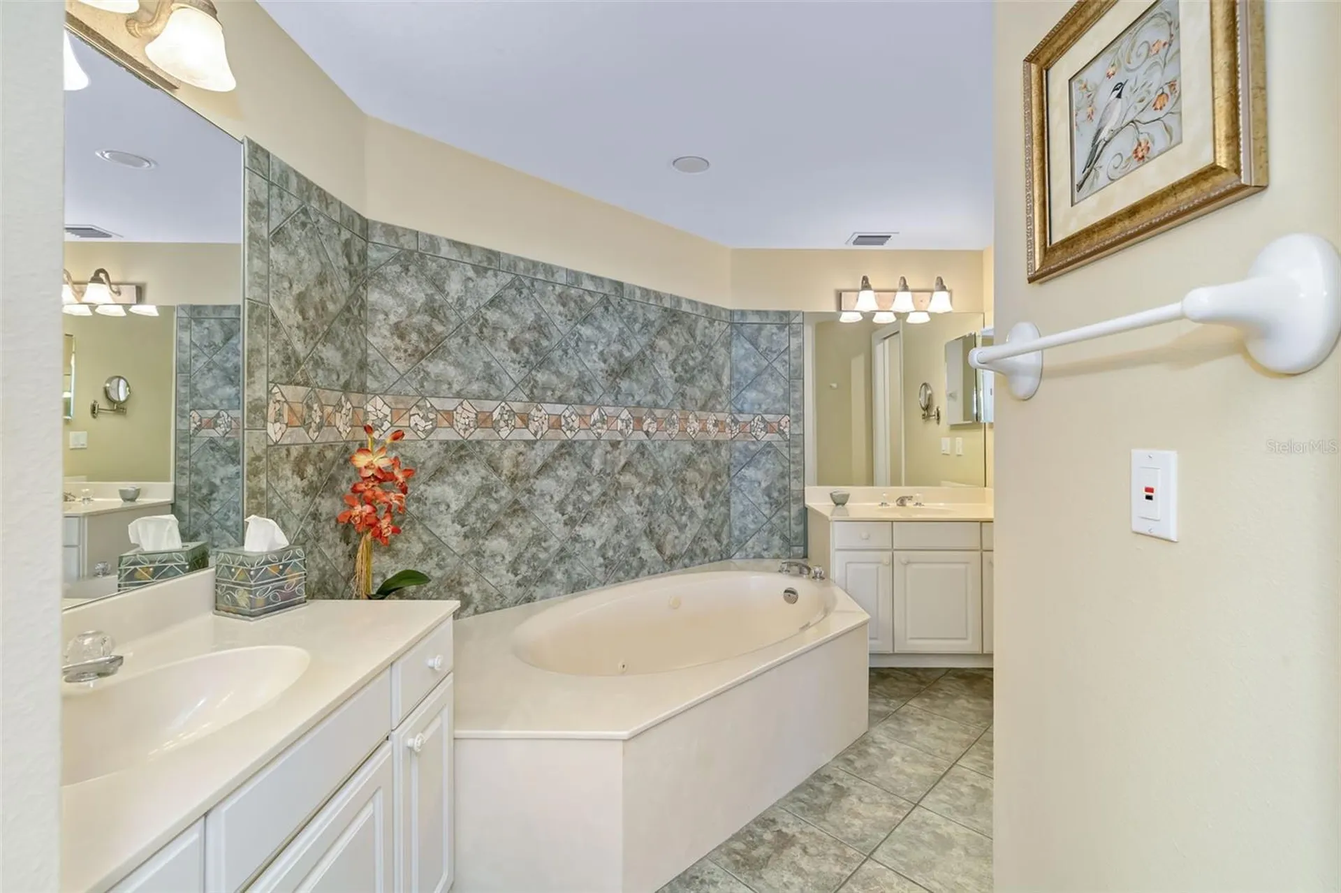 1280 Dolphin Bay Way Sarasota FL 34242