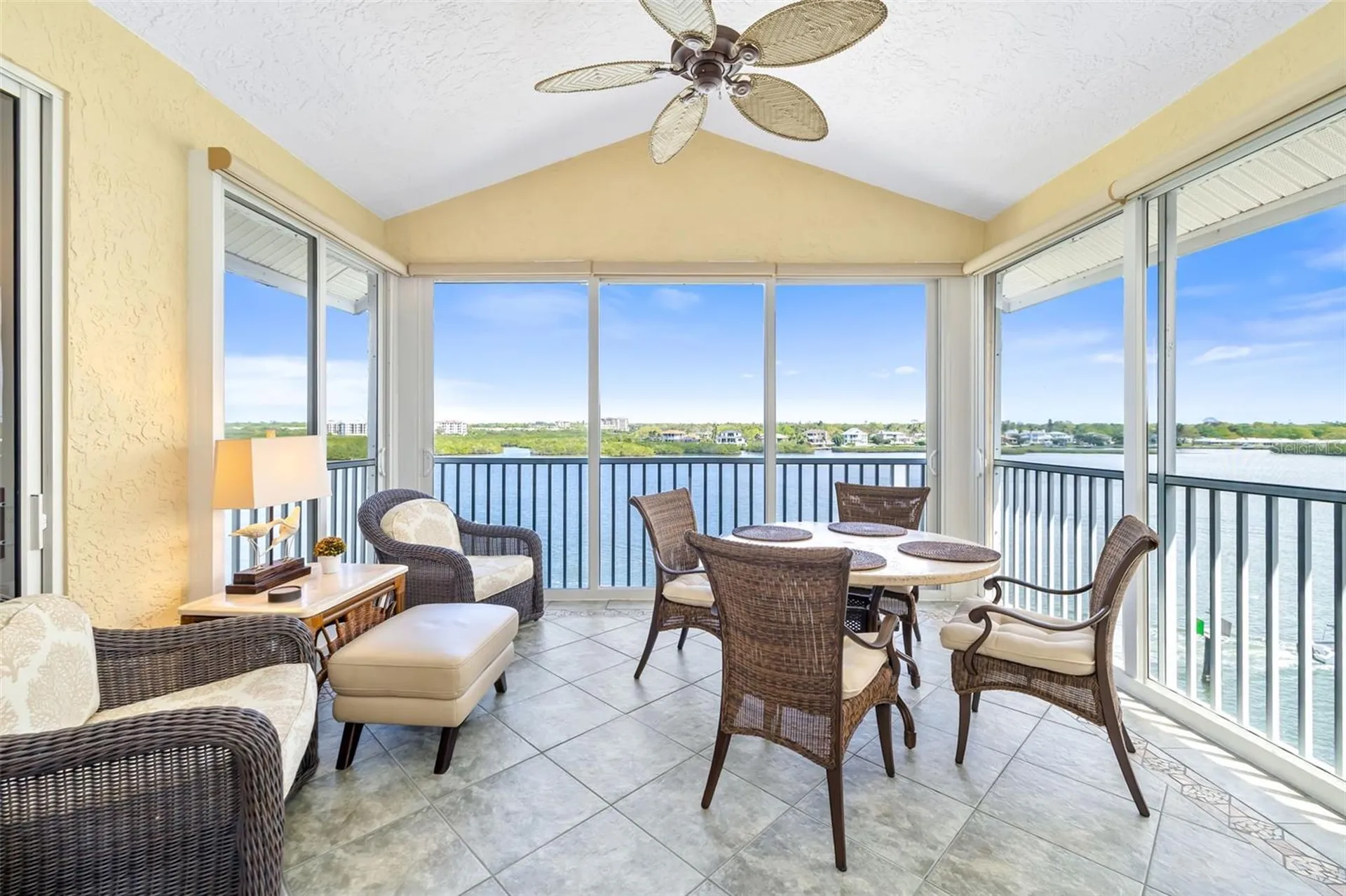 1280 Dolphin Bay Way Sarasota FL 34242