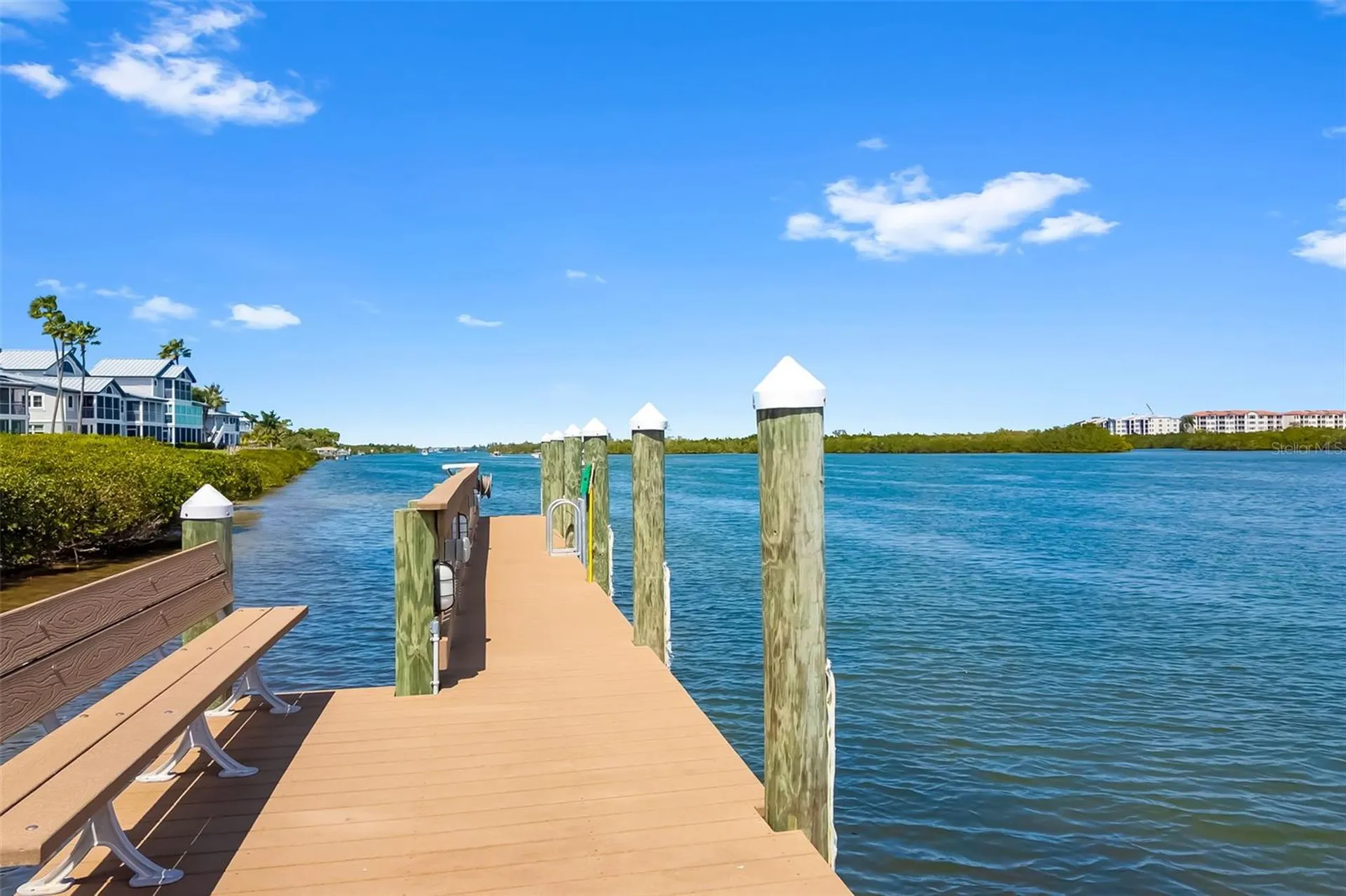 1280 Dolphin Bay Way Sarasota FL 34242