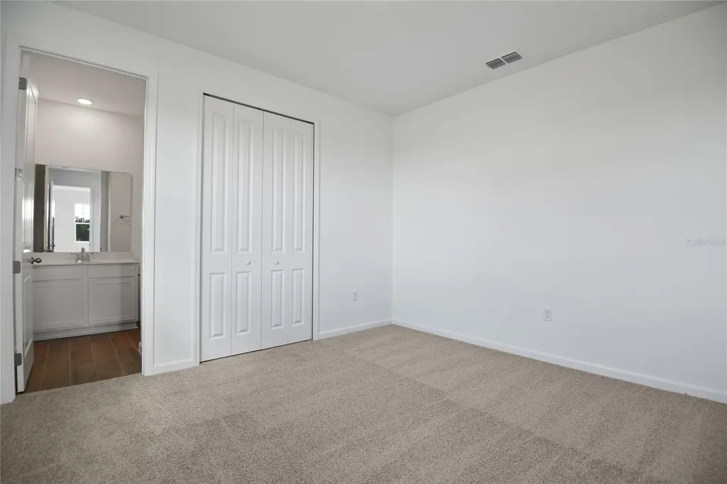 1265 Daisy Hill Avenue Dundee FL 33838