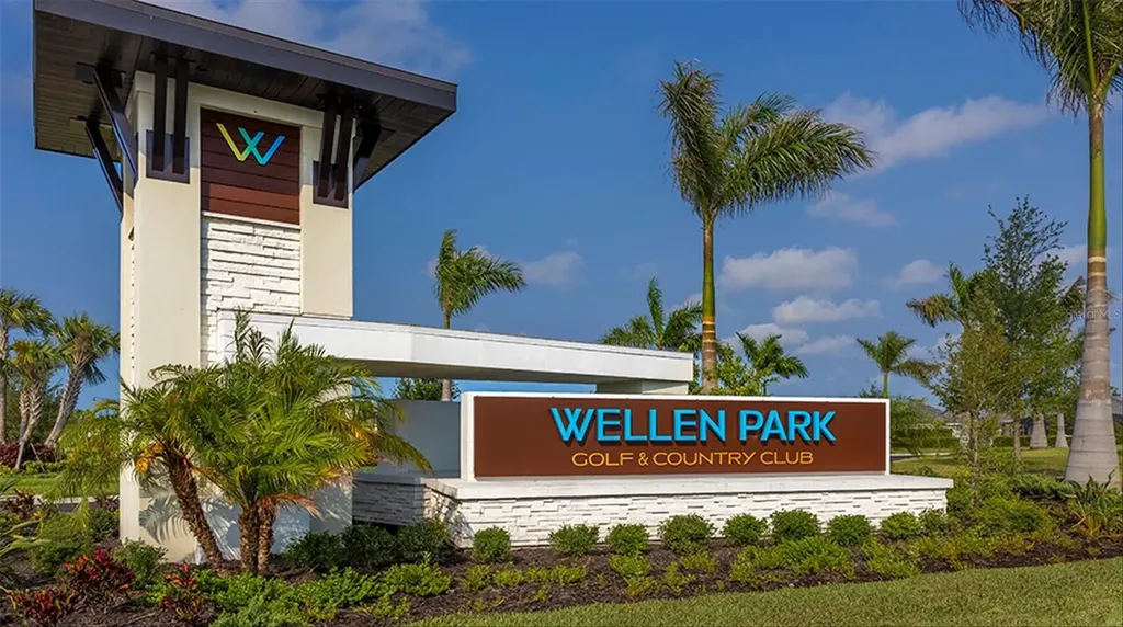 12733 Tulum Loop Venice FL 34293