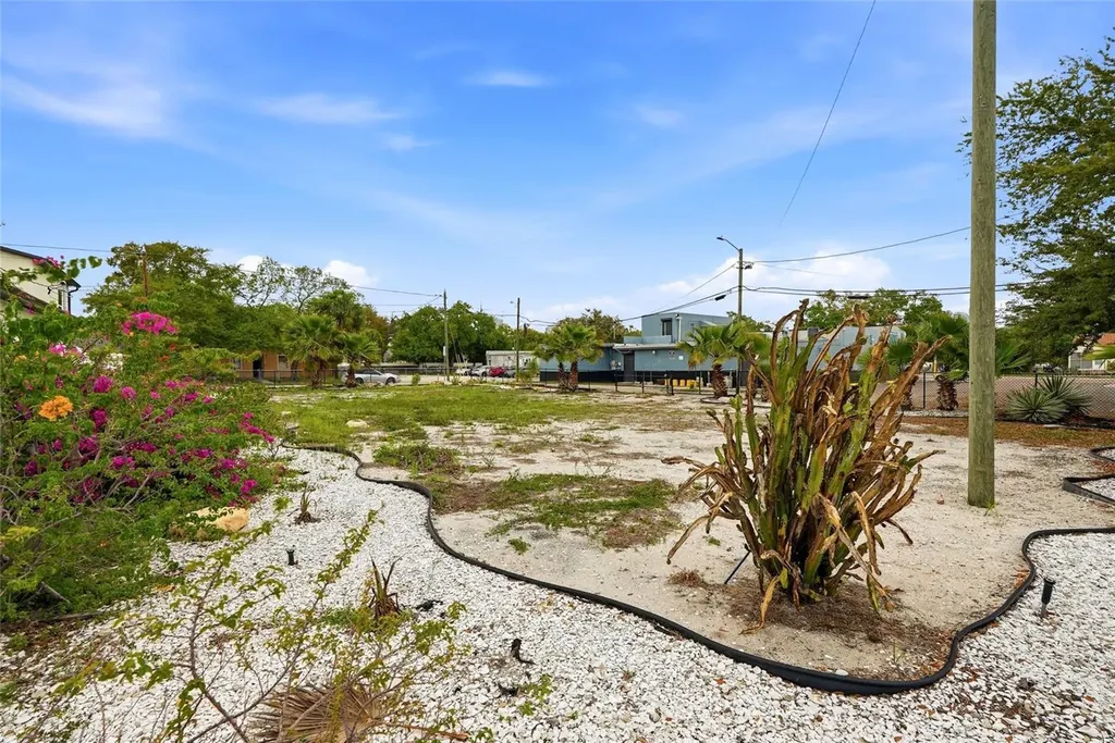 13TH Avenue S St Petersburg FL 33705
