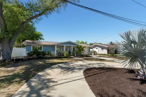 6506 Hillside Avenue Seminole FL 33772