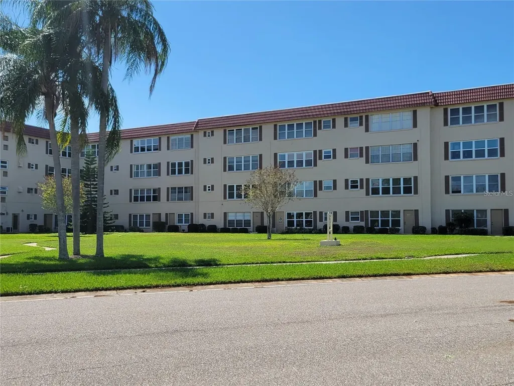 9950 62nd Terrace N St Petersburg FL 33708