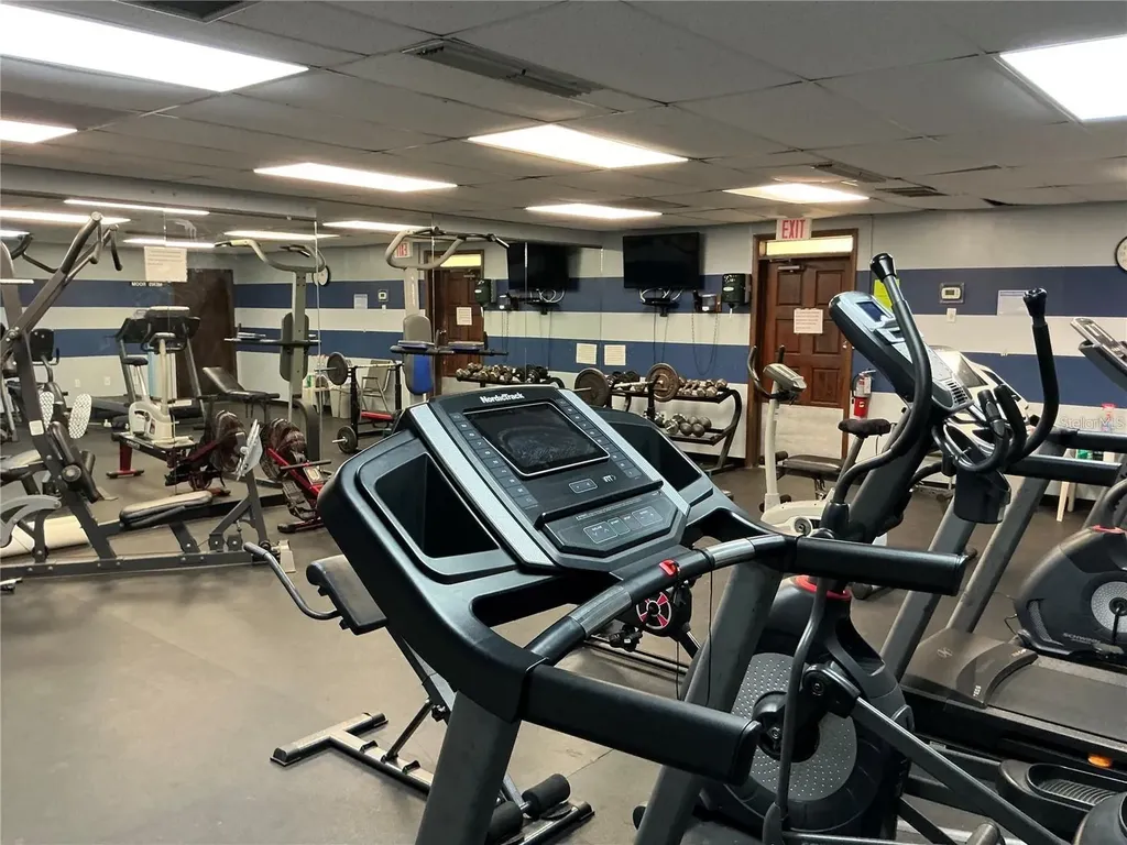 9950 62nd Terrace N St Petersburg FL 33708