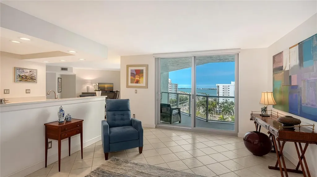 1111 N Gulfstream Avenue Sarasota FL 34236