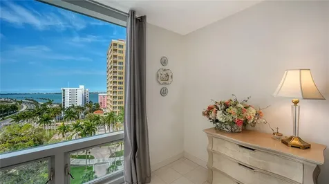 1111 N Gulfstream Avenue Sarasota FL 34236