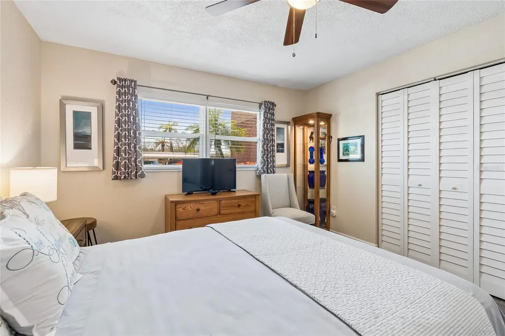 5501 80th Street N St Petersburg FL 33709
