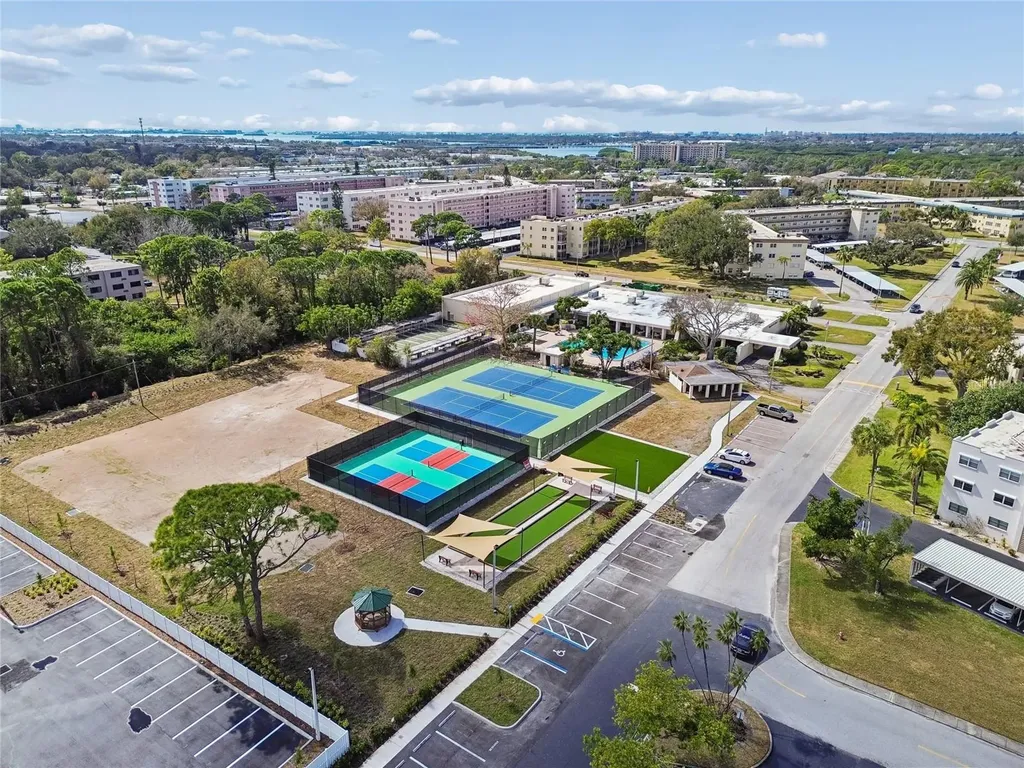5501 80th Street N St Petersburg FL 33709