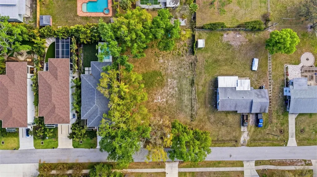 2320 Florinda Street Sarasota FL 34231