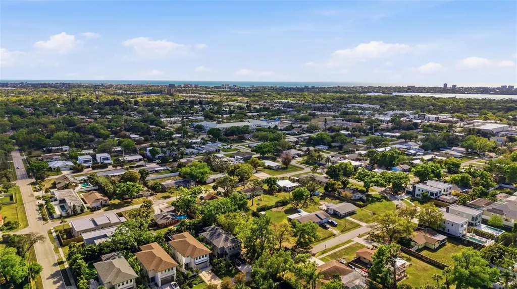 2320 Florinda Street Sarasota FL 34231