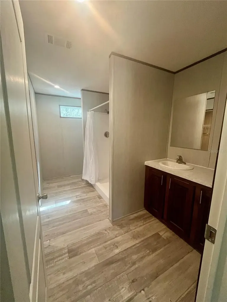 400 S Holly Avenue Florahome FL 32140
