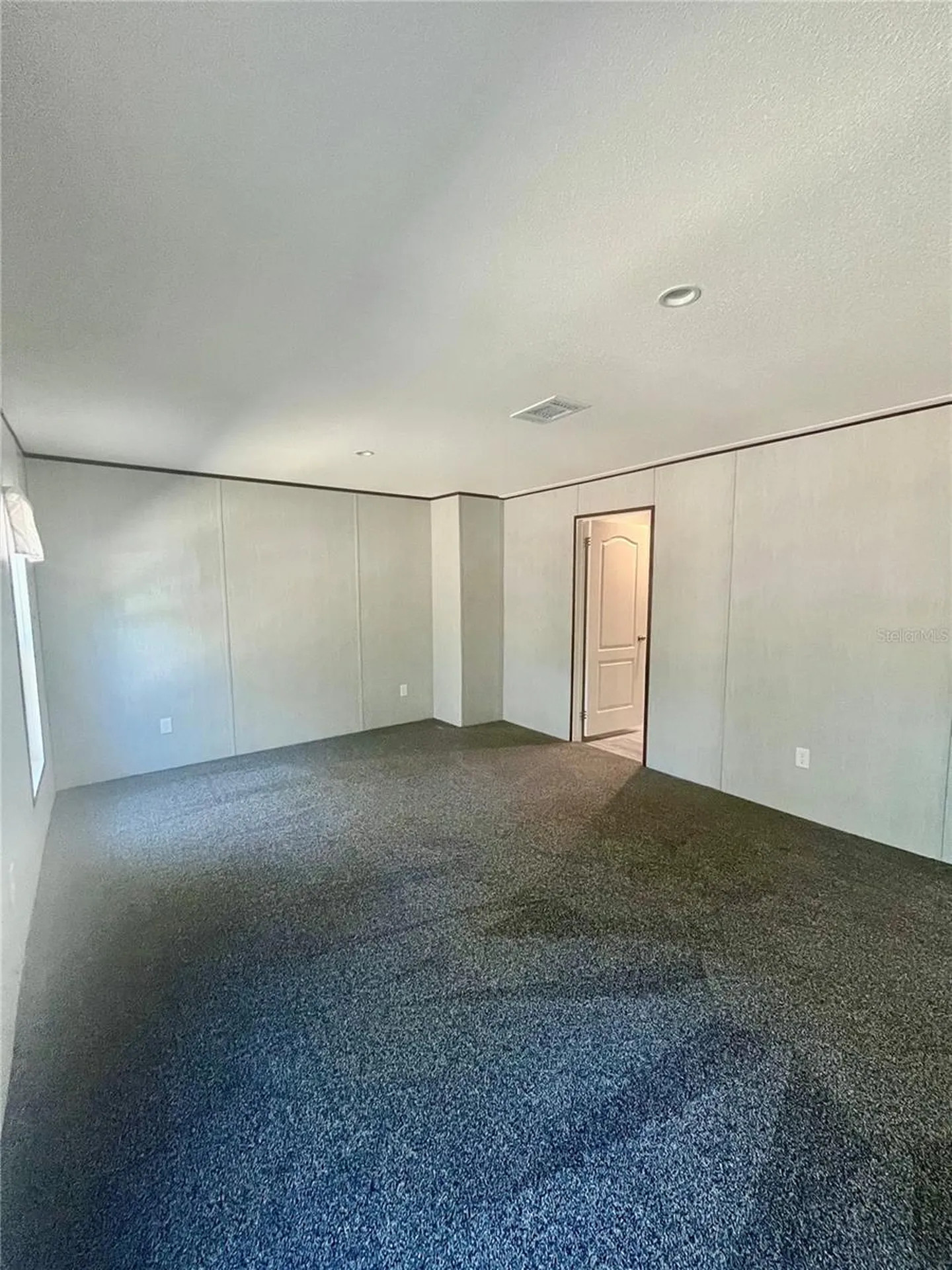 400 S Holly Avenue Florahome FL 32140