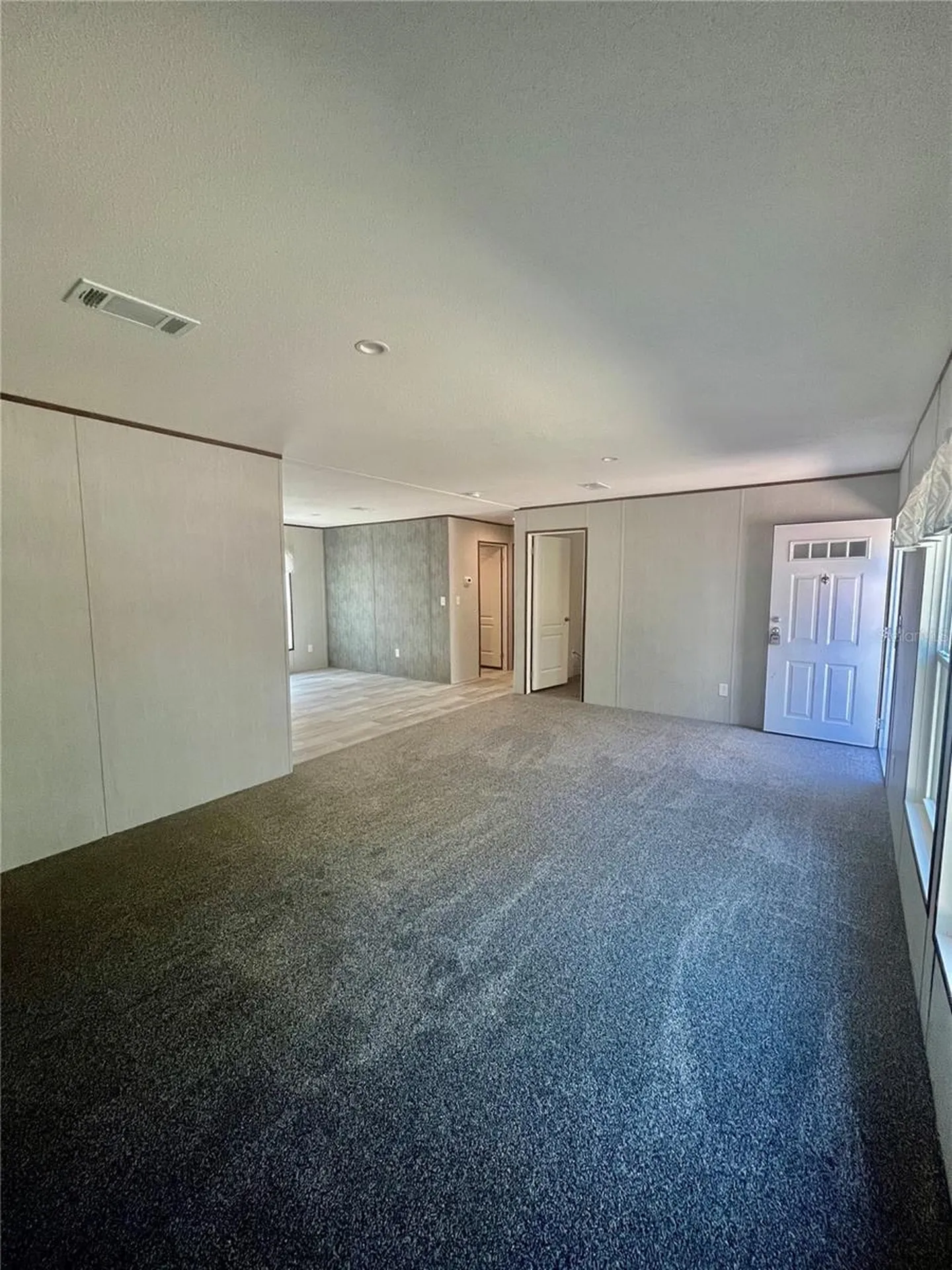 400 S Holly Avenue Florahome FL 32140