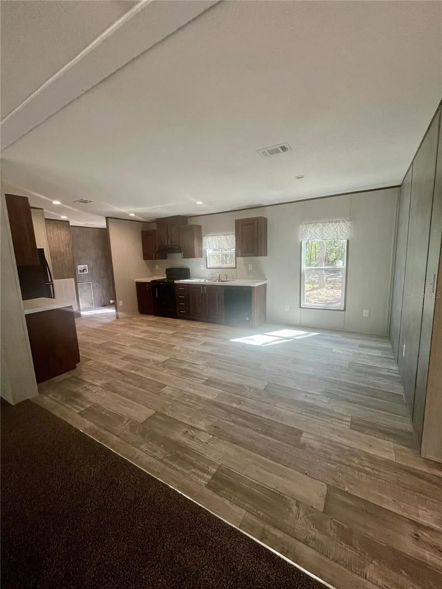 400 S Holly Avenue Florahome FL 32140