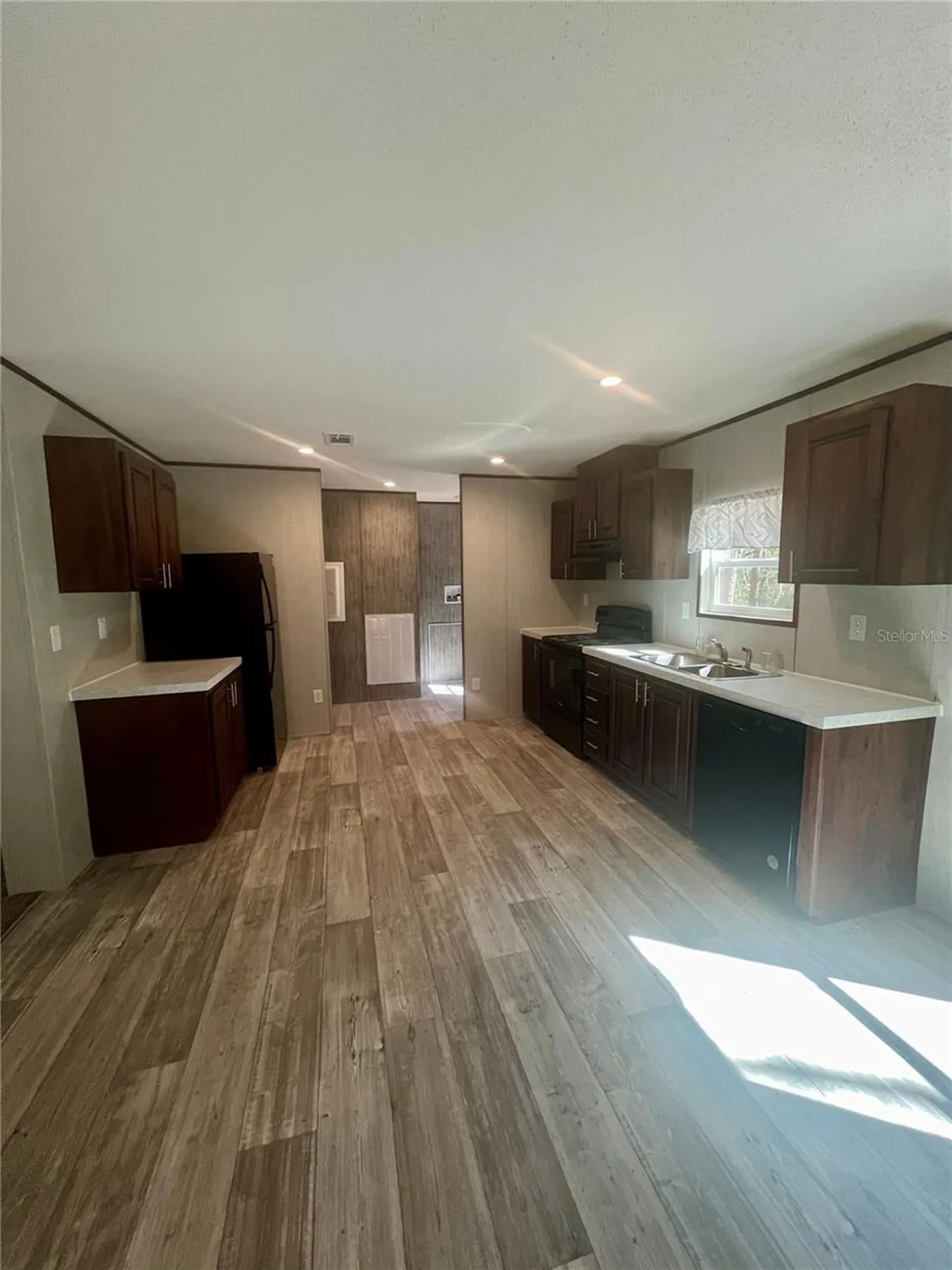 400 S Holly Avenue Florahome FL 32140