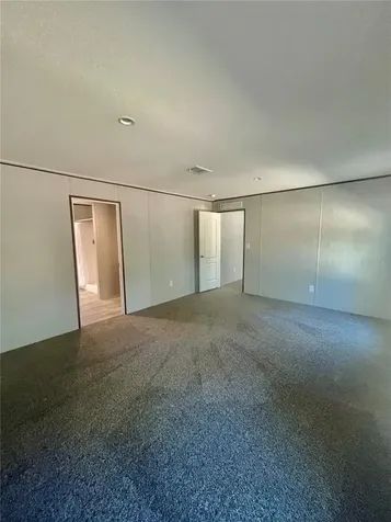 400 S Holly Avenue Florahome FL 32140