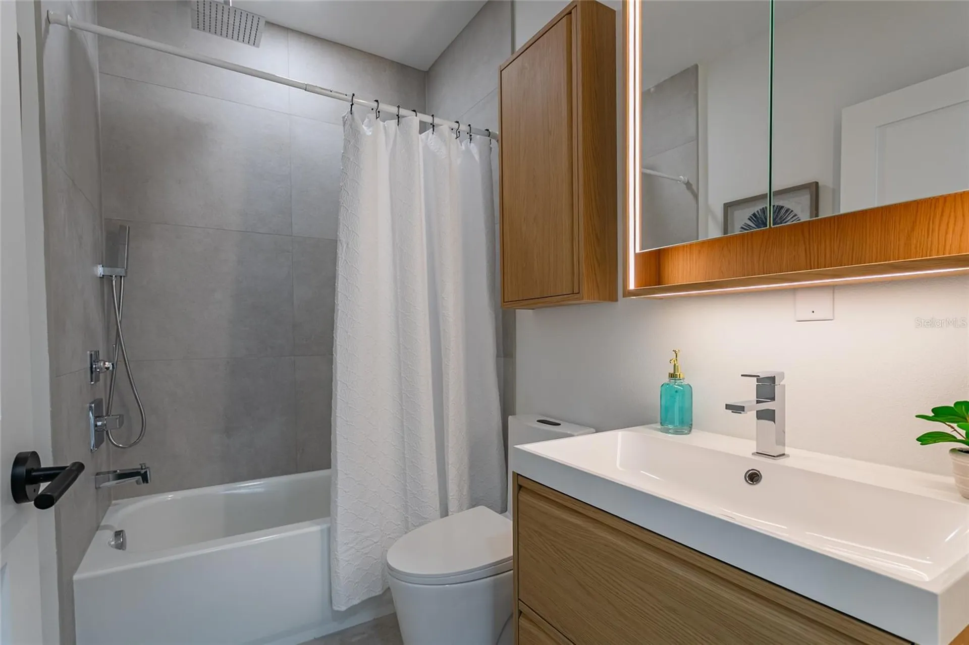 2551/2553 21st Street S St Petersburg FL 33712