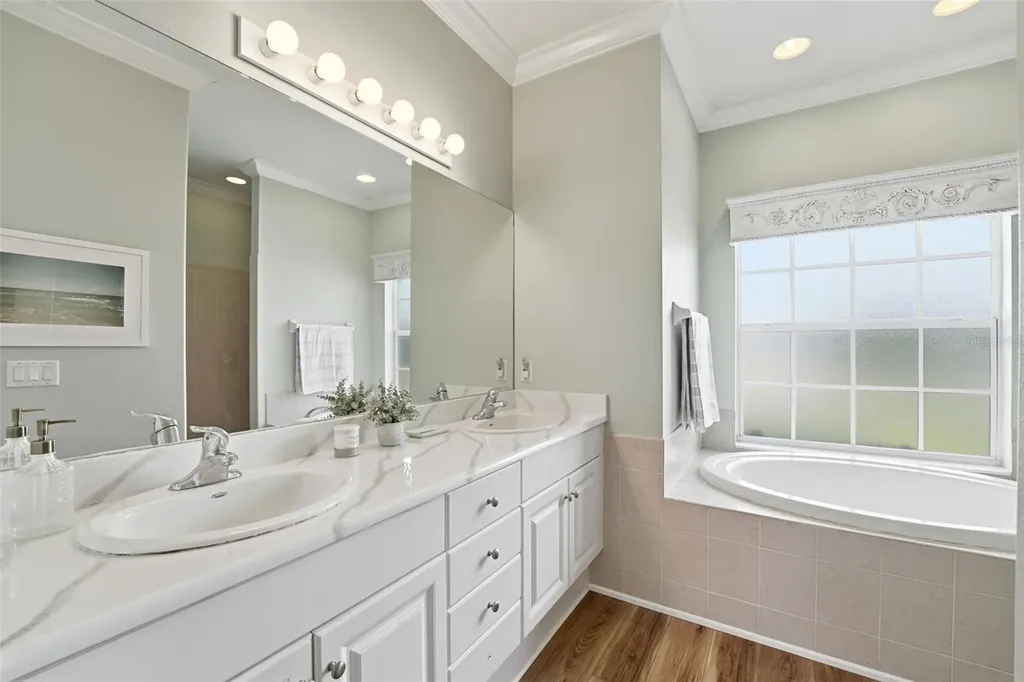 10249 Bay Avenue Englewood FL 34224
